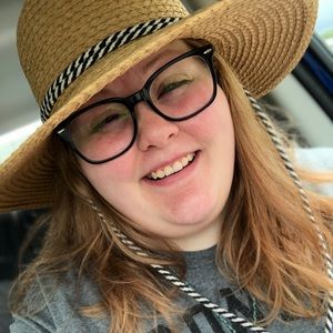 Meet your Posher, Kiah